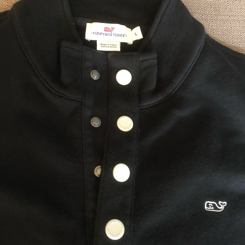 Black Vineyard Vines Sweatshirt